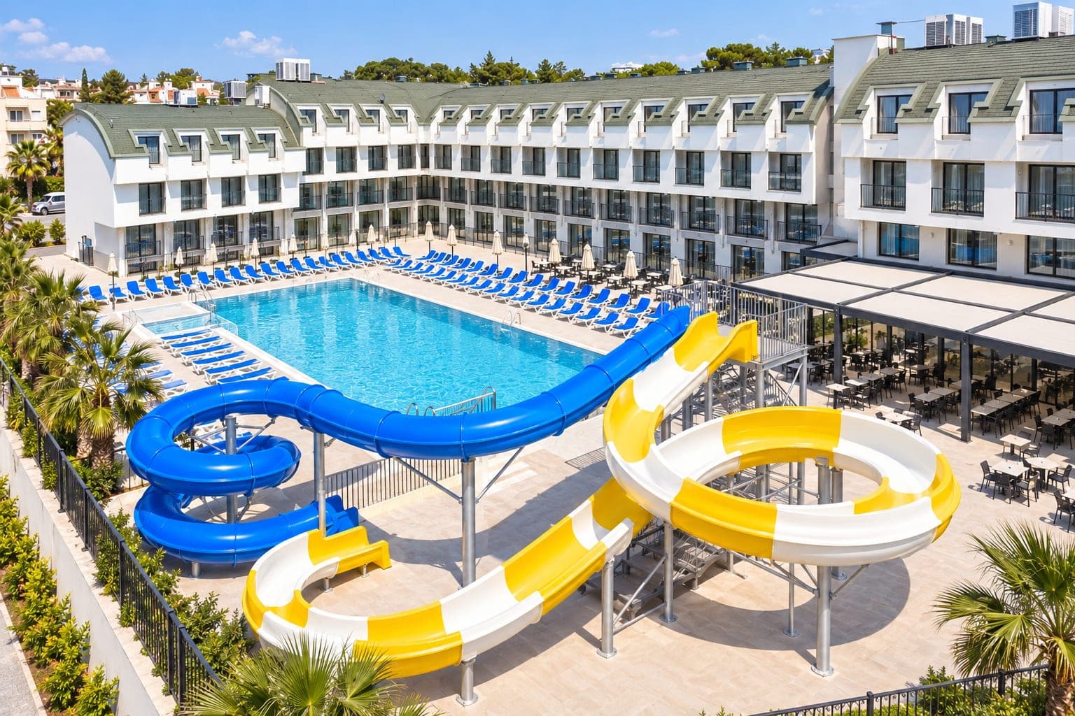 Laroxx Hotel · Su kaydırakları